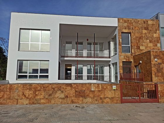Foto 1 de Venta de oficina en Sanlúcar la Mayor de 180 m²