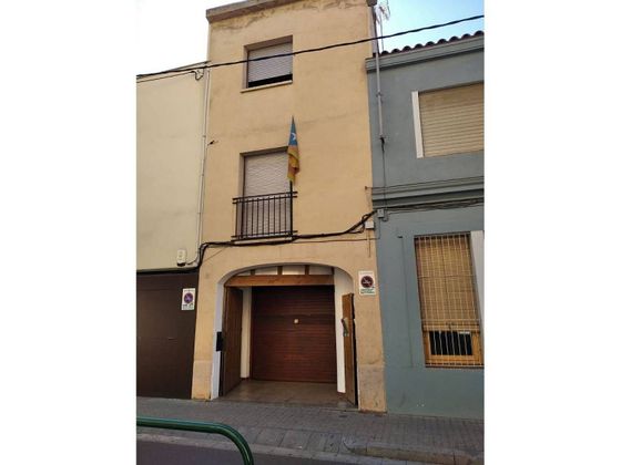 Foto 1 de Casa en venda a Centre - Sabadell de 5 habitacions amb terrassa i garatge