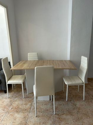 Foto 2 de Alquiler de piso en calle Sant Isidre de 2 habitaciones con muebles