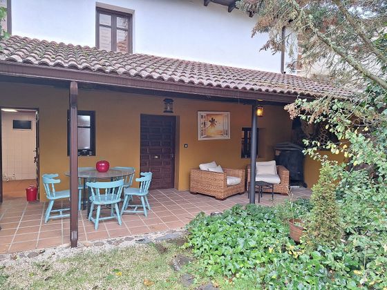 Foto 1 de Xalet en venda a Salinas de Pisuerga de 4 habitacions amb terrassa i jardí