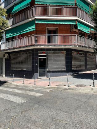 Foto 1 de Local en lloguer a calle Puerto del Monasterio de 180 m²