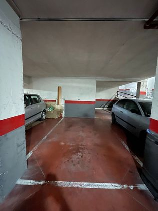 Foto 2 de Garaje en venta en calle Nueva Numancia de 16 m²