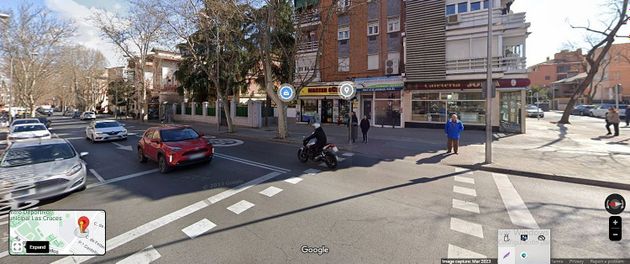Foto 1 de Local en lloguer a calle De Eugenia de Montijo de 121 m²