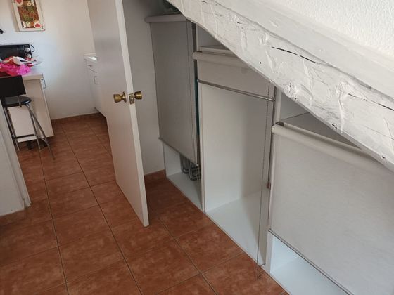 Foto 2 de Piso en alquiler en Trafalgar de 2 habitaciones con muebles y aire acondicionado