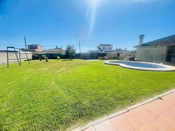 Foto 1 de Casa rural en venda a Ctra Sanlúcar-Zona Cuatro Pinos de 2 habitacions amb terrassa i piscina