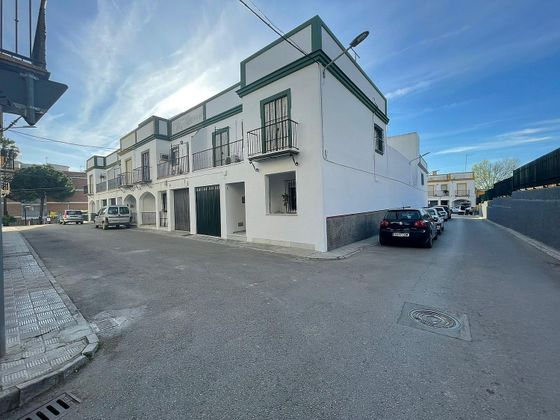 Foto 1 de Casa en venda a calle Azahar de 3 habitacions amb terrassa
