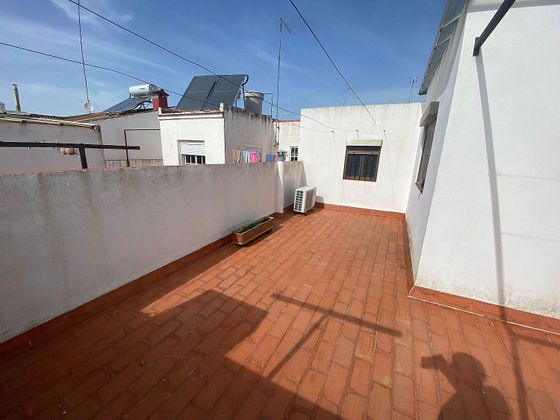 Foto 2 de Casa en venda a calle Almería de 3 habitacions i 125 m²