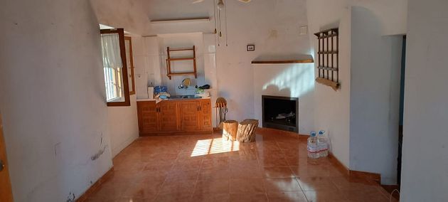Foto 1 de Chalet en venta en Alhama de Almería de 2 habitaciones con terraza y jardín