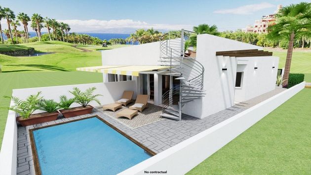 Foto 1 de Casa en venda a Centro - Alcazares, Los de 2 habitacions amb terrassa i piscina