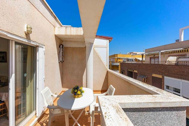 Foto 1 de Ático en venta en calle San Luis de 2 habitaciones con terraza y balcón