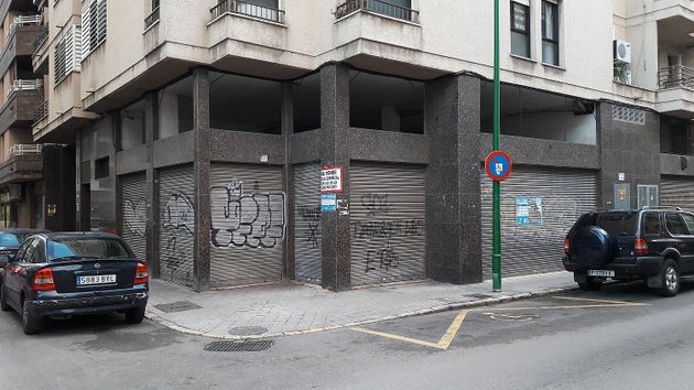 Foto 1 de Alquiler de local en Arxiduc - Bons Aires de 121 m²