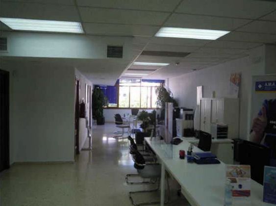 Foto 2 de Oficina en venta en plaza Alta con garaje y aire acondicionado