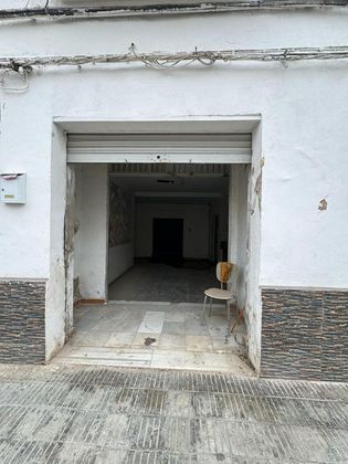 Foto 2 de Venta de casa en calle Figueres de 5 habitaciones y 250 m²