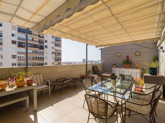 Foto 2 de Àtic en venda a Guanarteme de 3 habitacions amb terrassa i garatge