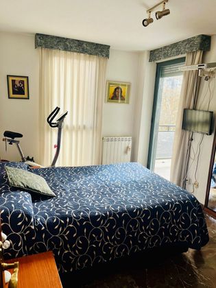 Foto 2 de Pis en venda a paseo De Longares de 4 habitacions amb terrassa i garatge