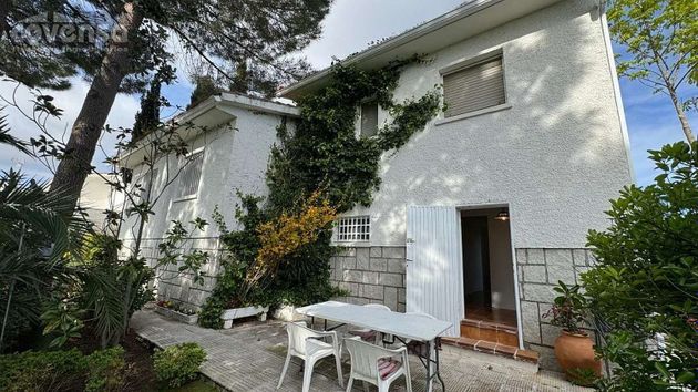 Foto 2 de Casa en venta en Chapinería de 4 habitaciones con garaje y jardín