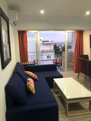 Foto 2 de Alquiler de piso en calle Bellasombra de 2 habitaciones con terraza y piscina