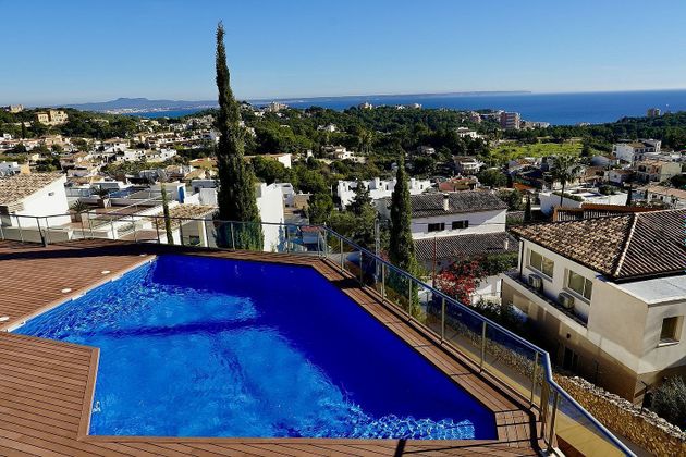 Foto 1 de Piso en venta en Génova de 3 habitaciones con terraza y piscina