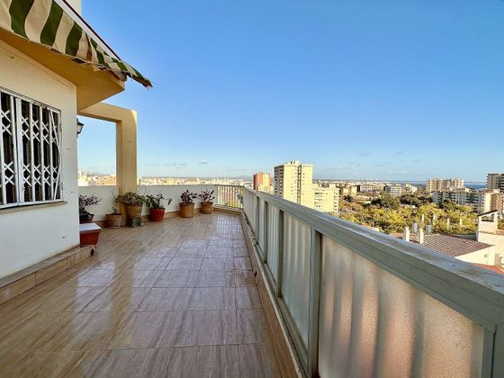 Foto 1 de Ático en venta en Llevant - La Soledat Sud de 3 habitaciones con terraza y balcón