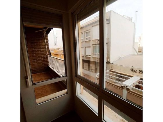 Foto 1 de Pis en venda a calle San Pascual de 4 habitacions amb terrassa i aire acondicionat
