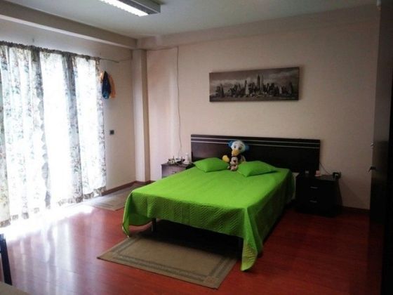 Foto 2 de Piso en venta en San Isidro de 3 habitaciones con terraza y garaje