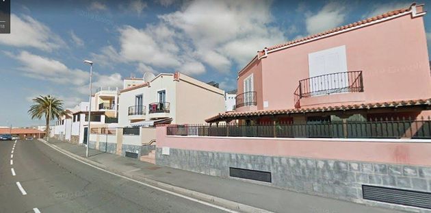 Foto 1 de Casa en venda a Adeje ciudad de 2 habitacions amb terrassa i garatge