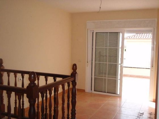 Foto 2 de Casa adossada en venda a Las Chafiras de 3 habitacions amb terrassa i garatge