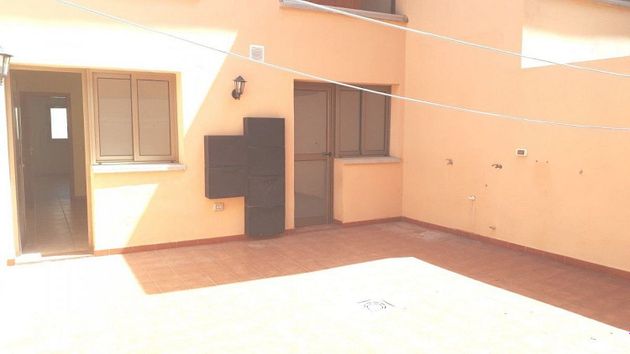 Foto 2 de Casa en venda a Araya de 4 habitacions amb terrassa i garatge