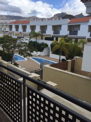 Foto 1 de Venta de dúplex en Costa Adeje de 4 habitaciones con terraza y piscina