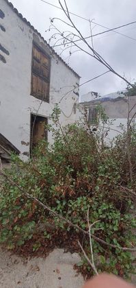 Foto 1 de Venta de casa rural en Guía de Isora interior de 2 habitaciones con terraza y jardín