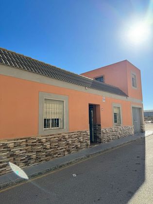 Foto 1 de Casa en venda a Carretera Mojonera – Cortijos de Marín de 5 habitacions amb terrassa i jardí