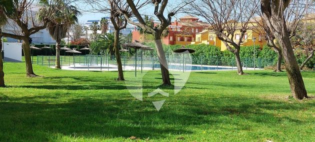 Foto 2 de Pis en venda a Costa Ballena - Largo norte de 2 habitacions amb terrassa i piscina