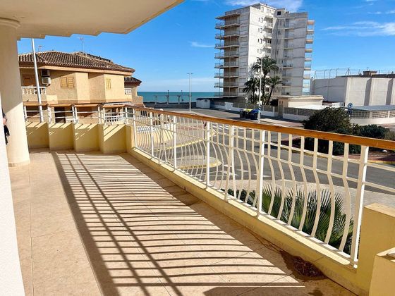 Foto 1 de Pis en venda a avenida De Les Torres del Mar de 3 habitacions amb terrassa i piscina