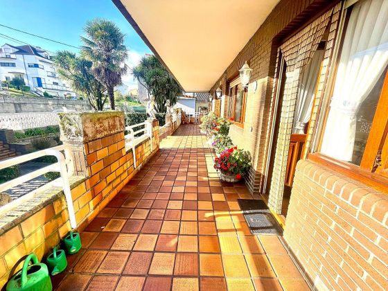 Foto 2 de Xalet en venda a Maliaño de 7 habitacions amb terrassa i garatge