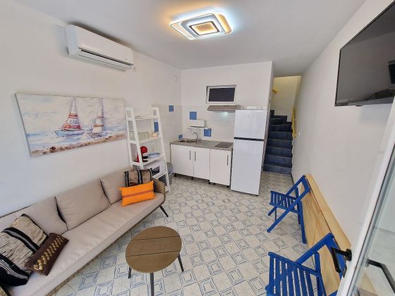 Foto 1 de Casa en venda a calle Sector Delta Muga de 3 habitacions amb terrassa i balcó