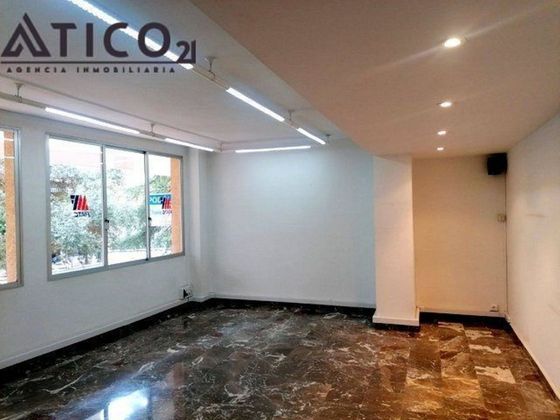 Foto 2 de Oficina en alquiler en Santa Marina - La Paz con aire acondicionado y ascensor