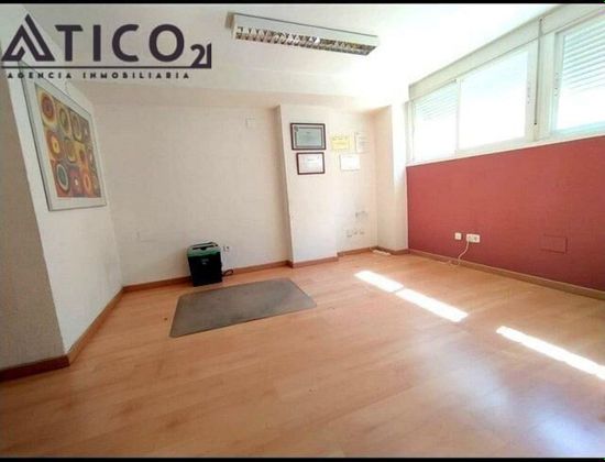 Foto 1 de Oficina en venta en Santa Marina - La Paz con aire acondicionado y ascensor