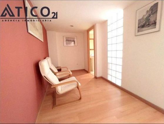 Foto 2 de Oficina en venta en Santa Marina - La Paz con aire acondicionado y ascensor