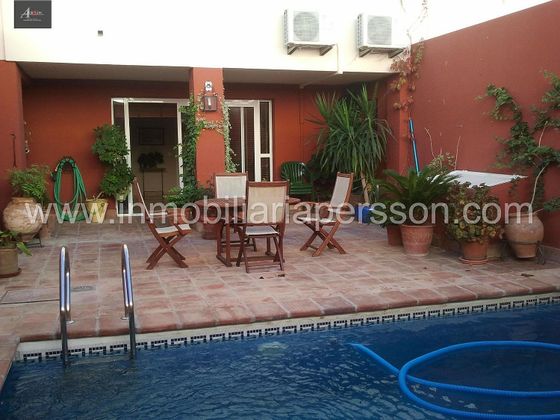 Foto 1 de Casa adossada en venda a Écija de 3 habitacions amb terrassa i piscina