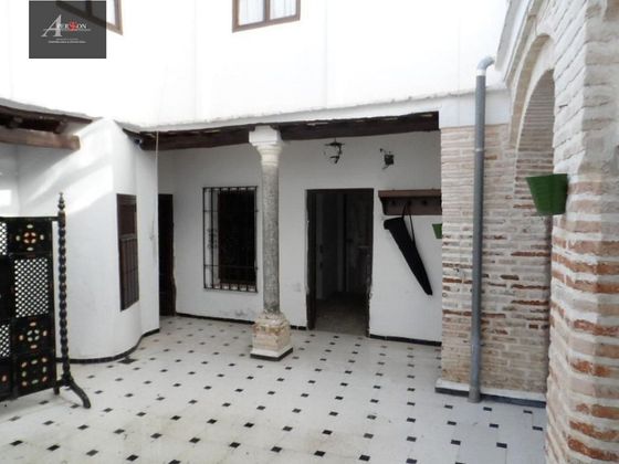 Foto 1 de Chalet en venta en Écija de 5 habitaciones con terraza