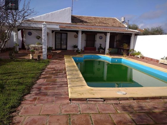 Foto 1 de Xalet en venda a Écija de 4 habitacions amb piscina i aire acondicionat
