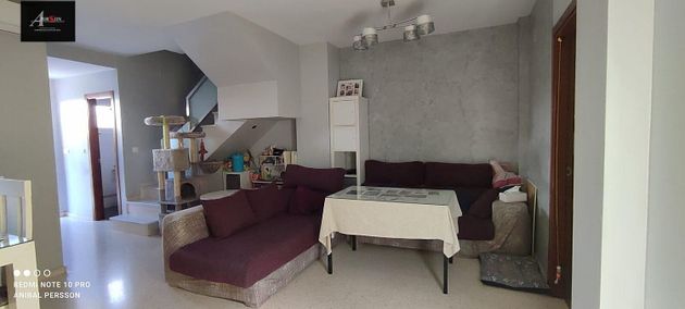Foto 1 de Casa en venta en Écija de 3 habitaciones con aire acondicionado