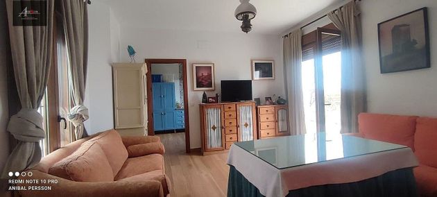 Foto 1 de Chalet en venta en Écija de 4 habitaciones con terraza y aire acondicionado