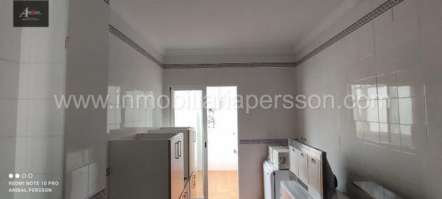 Foto 1 de Piso en venta en Écija de 3 habitaciones con terraza y garaje