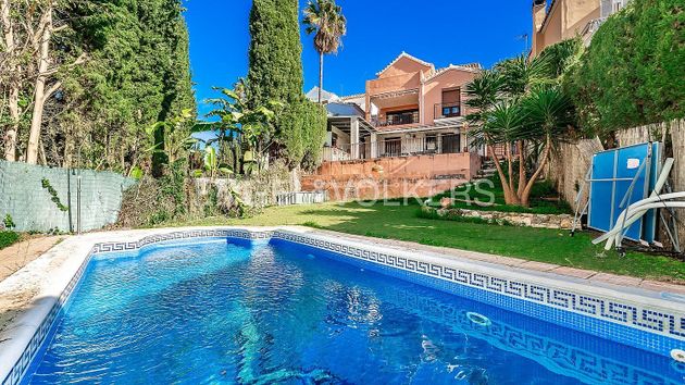 Foto 2 de Casa adossada en venda a Río Real de 4 habitacions amb terrassa i piscina