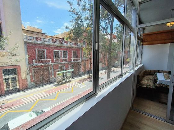 Foto 1 de Pis en venda a Triana de 2 habitacions amb terrassa i balcó