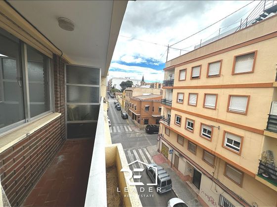 Foto 1 de Pis en venda a Centro Ciudad de 4 habitacions amb balcó i ascensor