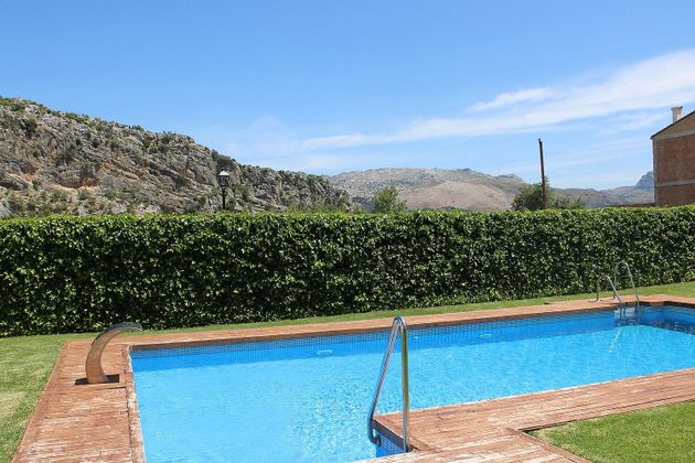 Foto 1 de Casa adossada en venda a Montejaque de 3 habitacions amb terrassa i piscina