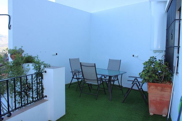 Foto 2 de Venta de casa en Zahara de 3 habitaciones con terraza y balcón