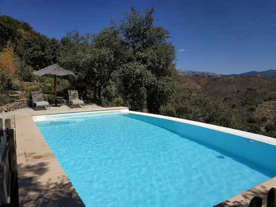 Foto 2 de Xalet en venda a Júzcar de 3 habitacions amb terrassa i piscina